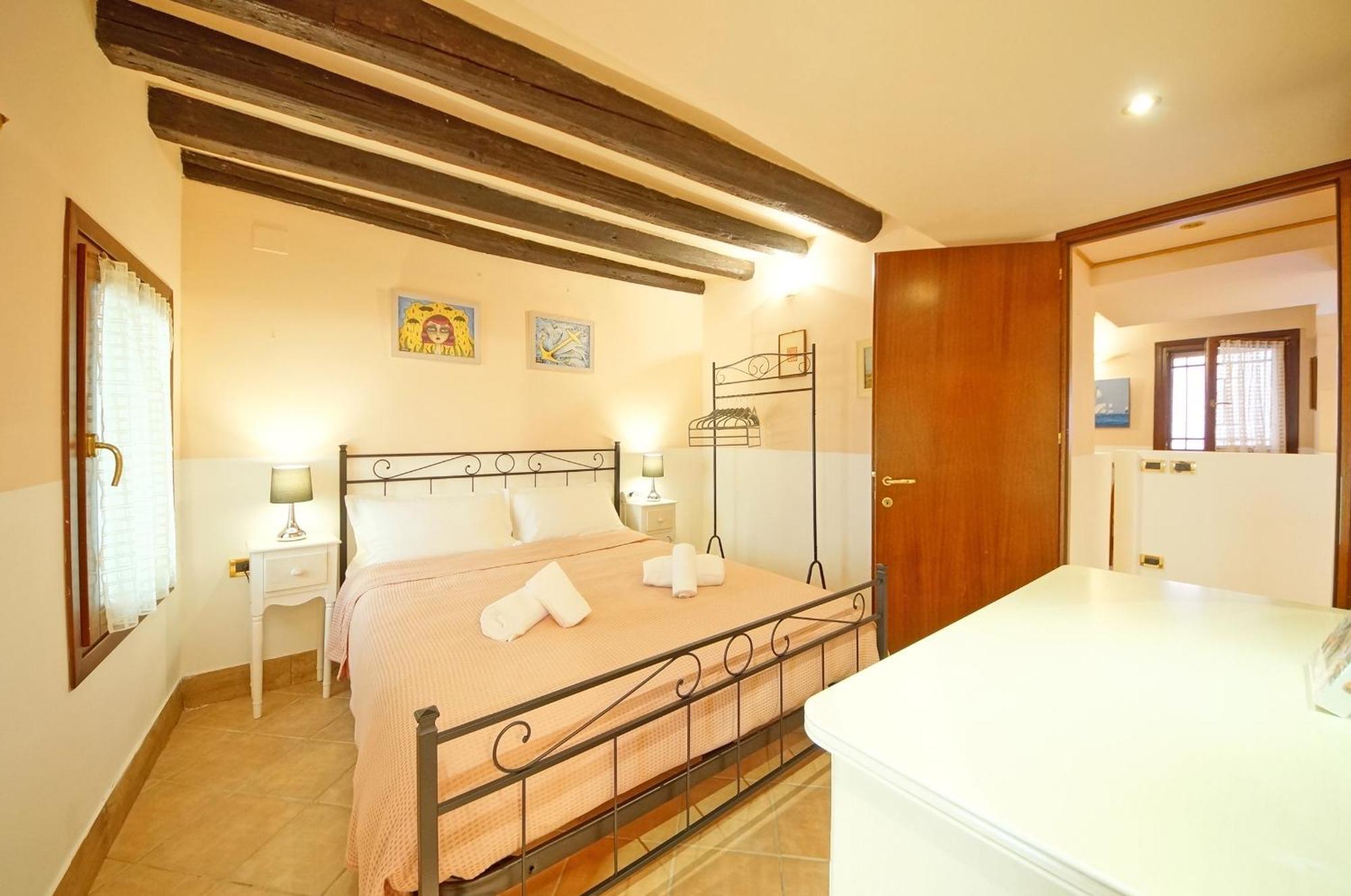 Santa Croce Wifi S.g. Dellorio Coop Apartment *